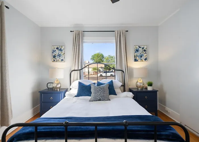 Coronado Casa Roosevelt Row Papago Dog Friendly Phoenix